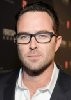 Sullivan Stapleton