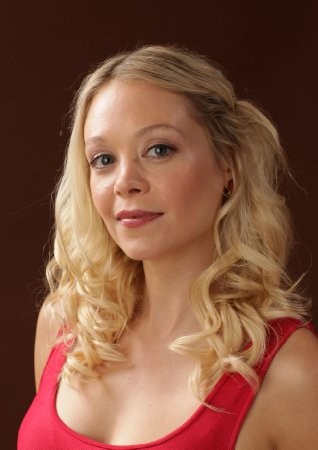 Alexandra Holden imagen 1