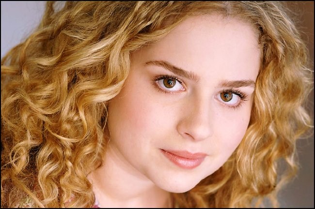 Allie Grant imagen 4