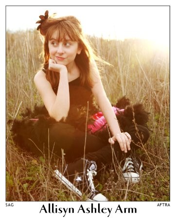 Allisyn Ashley Arm imagen 1