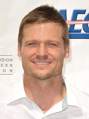 Bailey Chase imagen 1