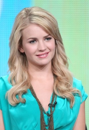 Brittany Robertson imagen 2