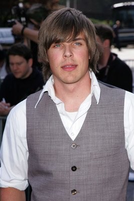 Chris Lowell imagen 4