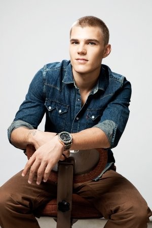 Chris Zylka imagen 3