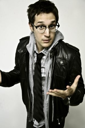 Dan Levy imagen 1