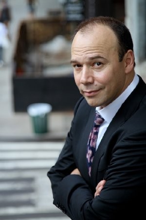 Danny Burstein imagen 1