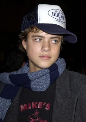 Douglas Smith imagen 2