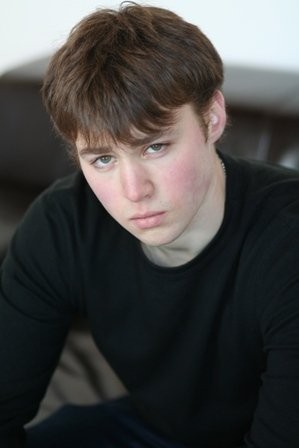 Emory Cohen imagen 1