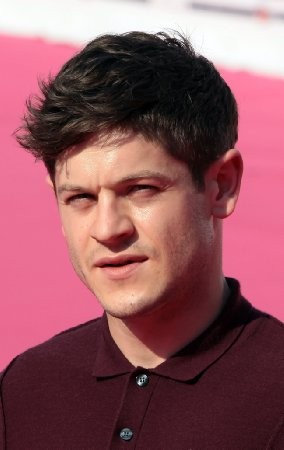 Iwan Rheon imagen 1