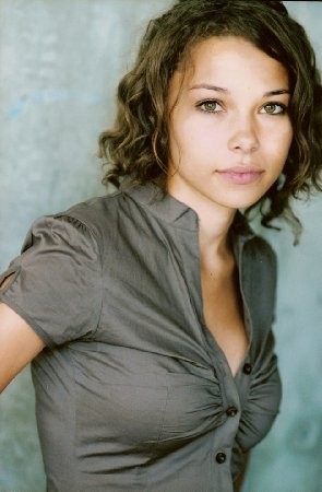 Jessica Parker Kennedy imagen 3