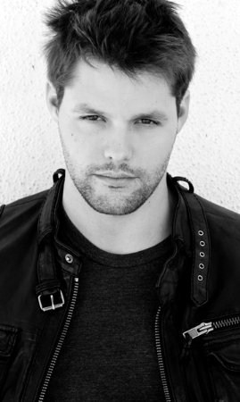 Justin Bruening imagen 1