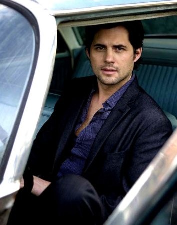 Kristoffer Polaha imagen 1