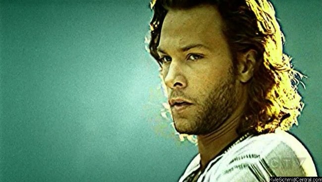 Kyle Schmid imagen 2