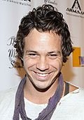 Michael Raymond-James imagen 4