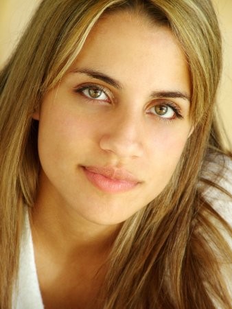 Natalie Morales imagen 3
