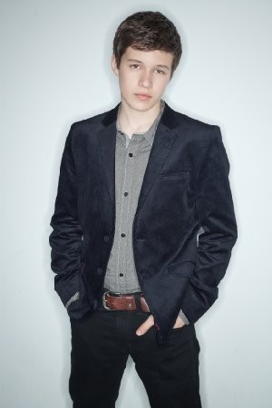 Nick Robinson imagen 1