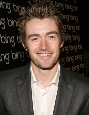 Robert Buckley imagen 1