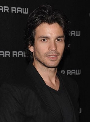 Santiago Cabrera imagen 1