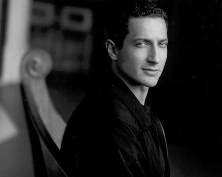 Sasha Roiz imagen 3