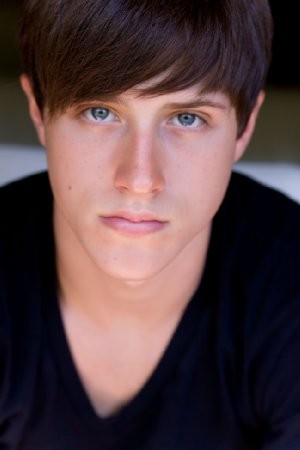 Shane Harper imagen 1