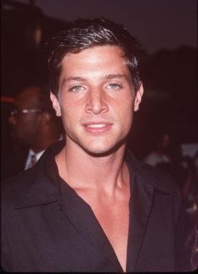 Simon Rex imagen 1