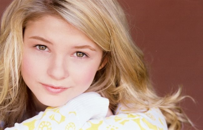 Stefanie Scott imagen 3