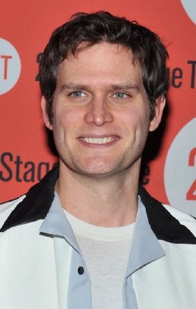 Steven Pasquale imagen 1