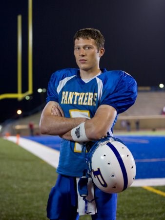 Zach Gilford imagen 4