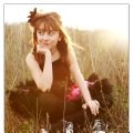 Allisyn Ashley Arm imagen 1