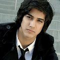 Avan Jogia imagen 3