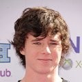 Charlie McDermott imagen 1