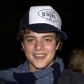 Douglas Smith imagen 3