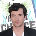 Ian Harding imagen 4