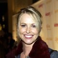 Josie Bissett imagen 4