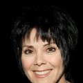 Joyce DeWitt imagen 4