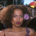 Lisa Nicole Carson imagen 1