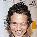 Michael Raymond-James imagen 4