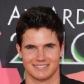 Robbie Amell imagen 2