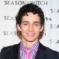 Robert Sheehan imagen 1