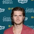 Tom Weston-Jones imagen 1