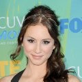 Troian Bellisario imagen 1