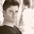 Yannick Bisson imagen 1