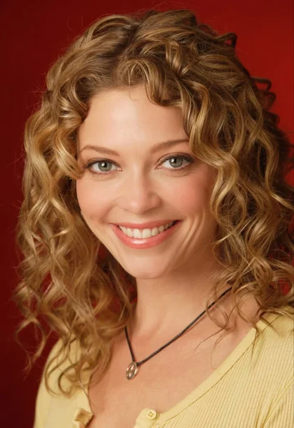 Amanda Detmer