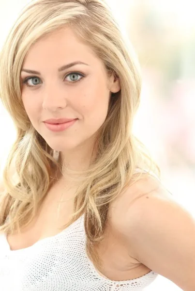 MacKenzie Porter