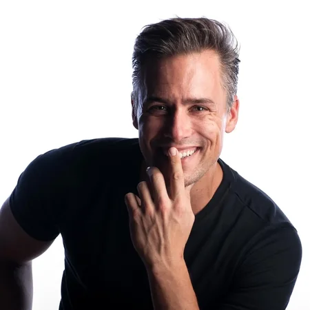 Roger Berruezo